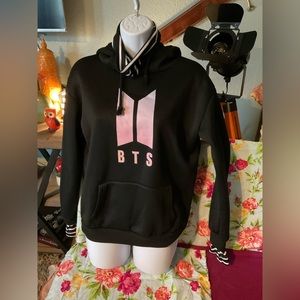 Juniors BTS Black hoodie size M 8